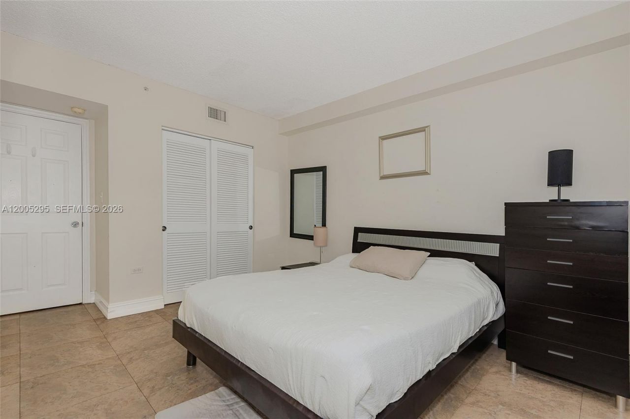 1500 Bay Rd, Unit 116S, Miami Beach, FL 33139 Photo