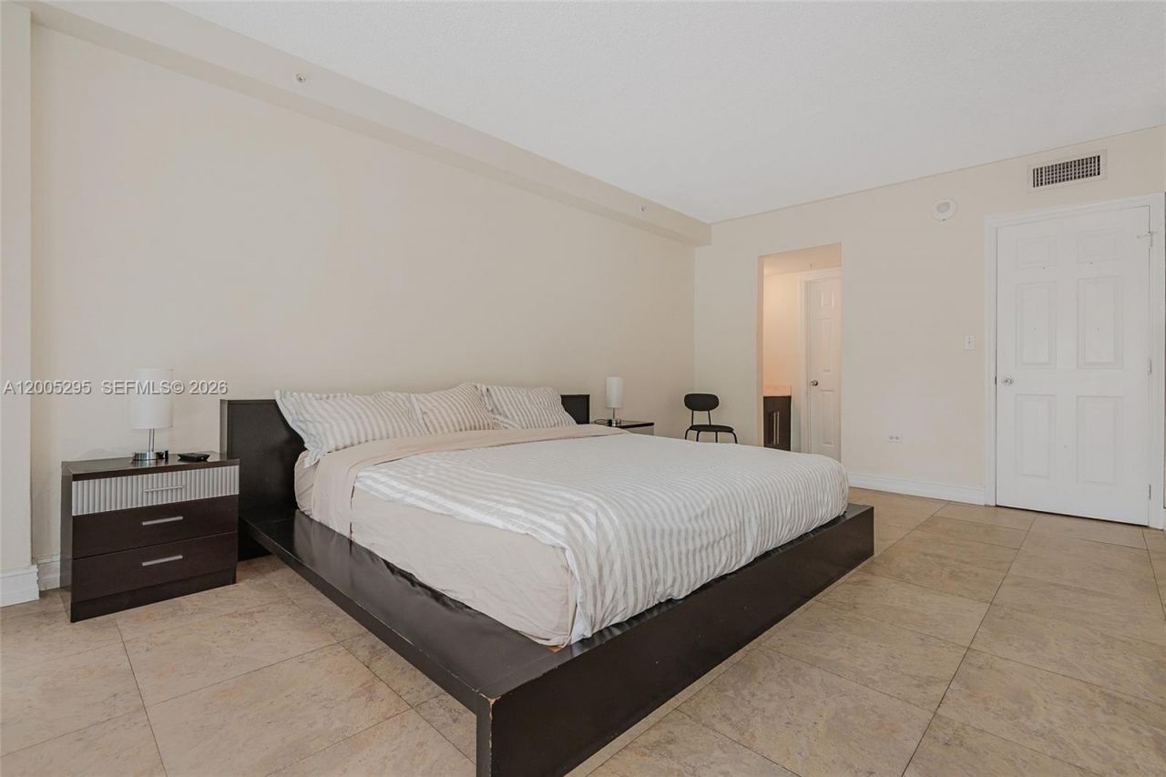 1500 Bay Rd, Unit 116S, Miami Beach, FL 33139 Photo