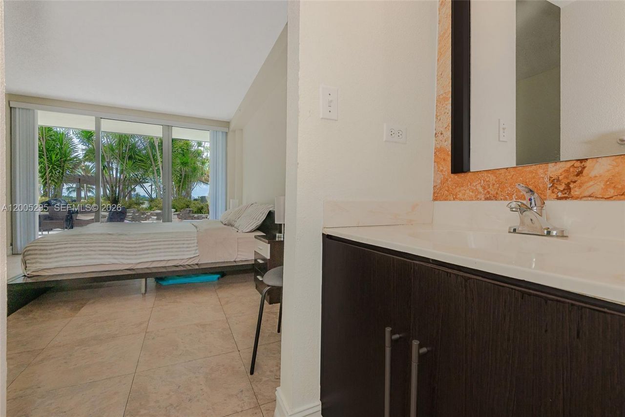 1500 Bay Rd, Unit 116S, Miami Beach, FL 33139 Photo