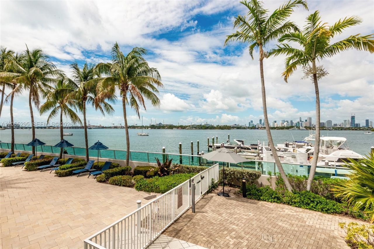 1500 Bay Rd, Unit 116S, Miami Beach, FL 33139 Photo