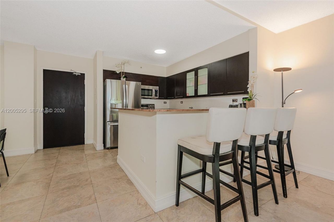 1500 Bay Rd, Unit 116S, Miami Beach, FL 33139 Photo