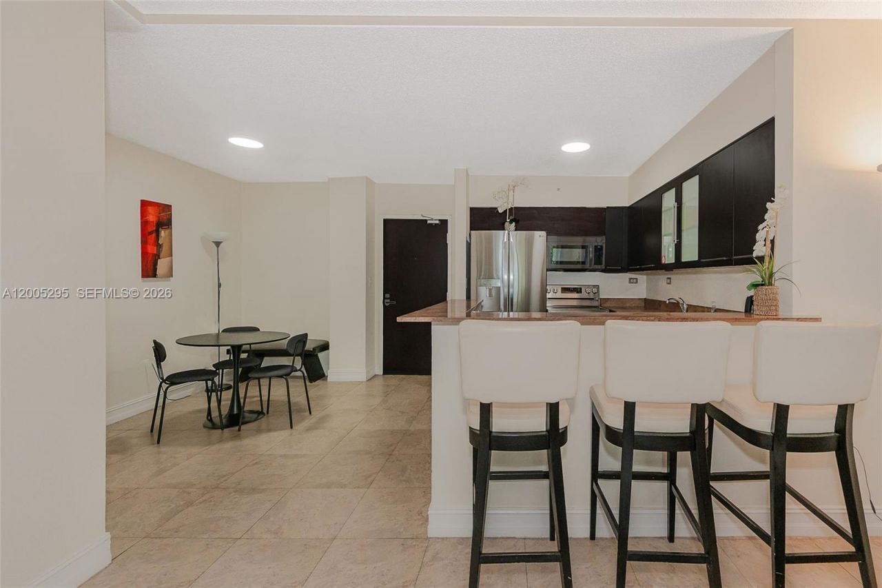 1500 Bay Rd, Unit 116S, Miami Beach, FL 33139 Photo