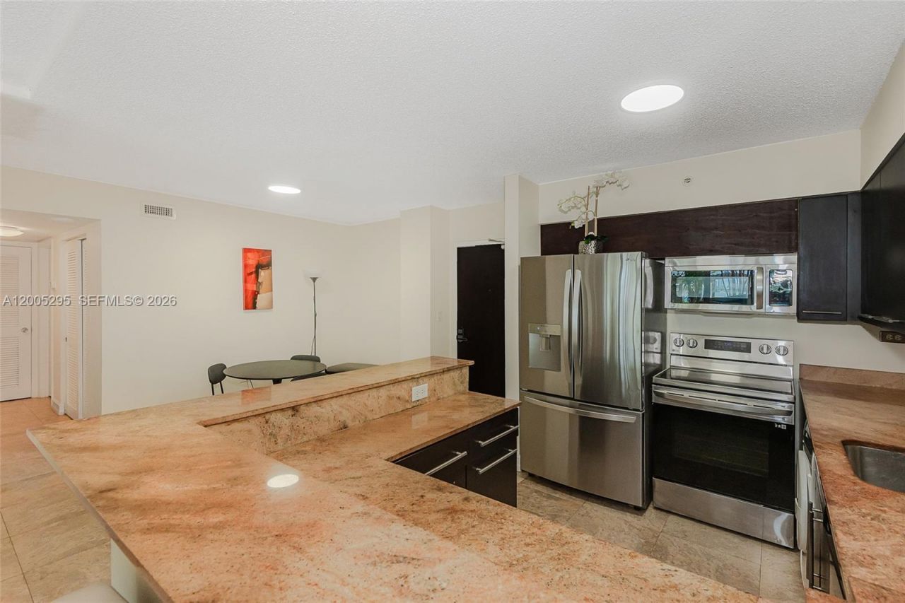 1500 Bay Rd, Unit 116S, Miami Beach, FL 33139 Photo