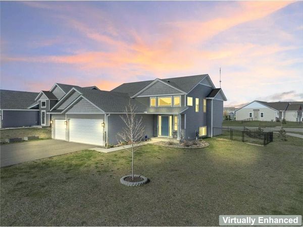380 Cross Circle, Dundas, MN 55019