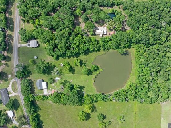 10197 E Highway 936, St Amant, LA 70774