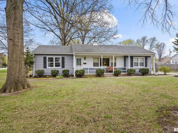 146 CIRCLE Drive, Springfield, IL 62703