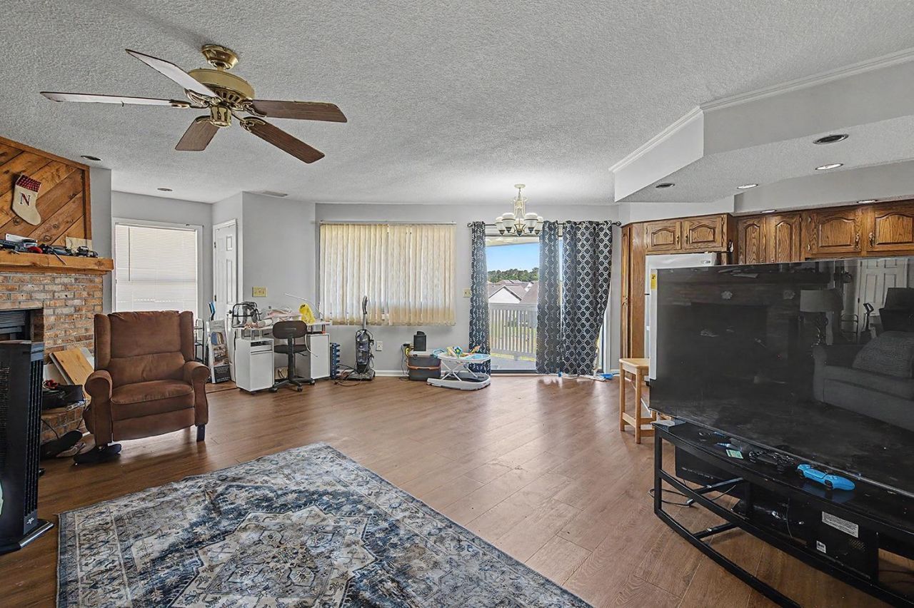 4230 Pinehurst Circle Photo 10