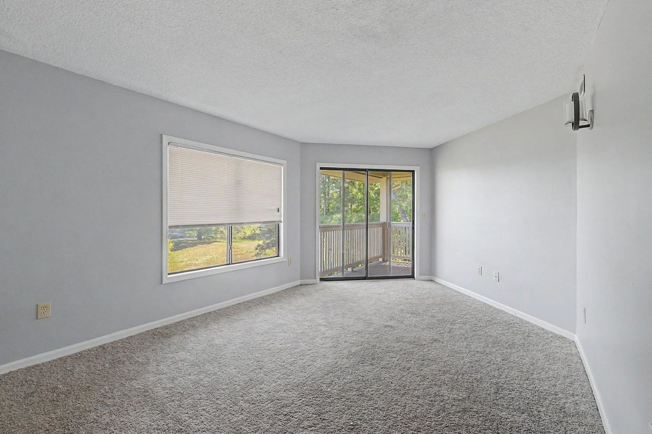 4230 Pinehurst Circle Photo 15