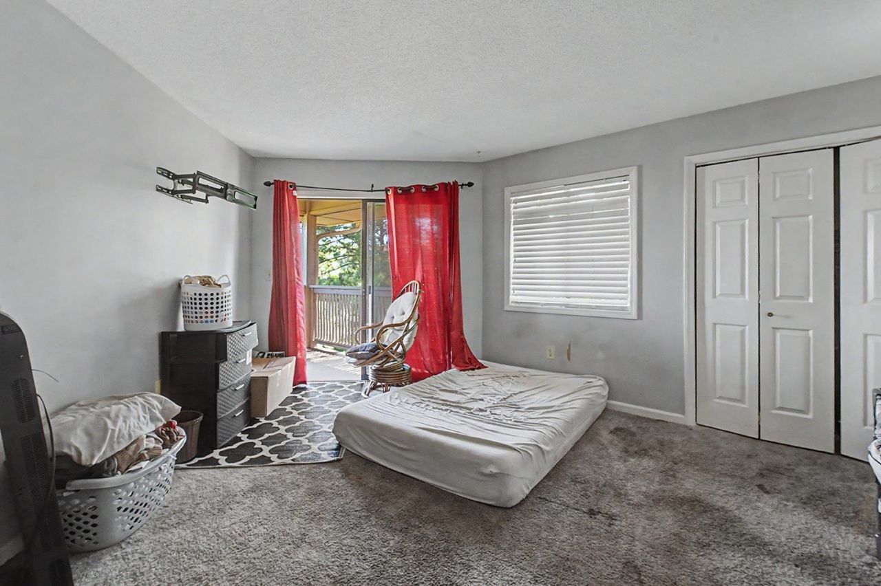 4230 Pinehurst Circle Photo 21