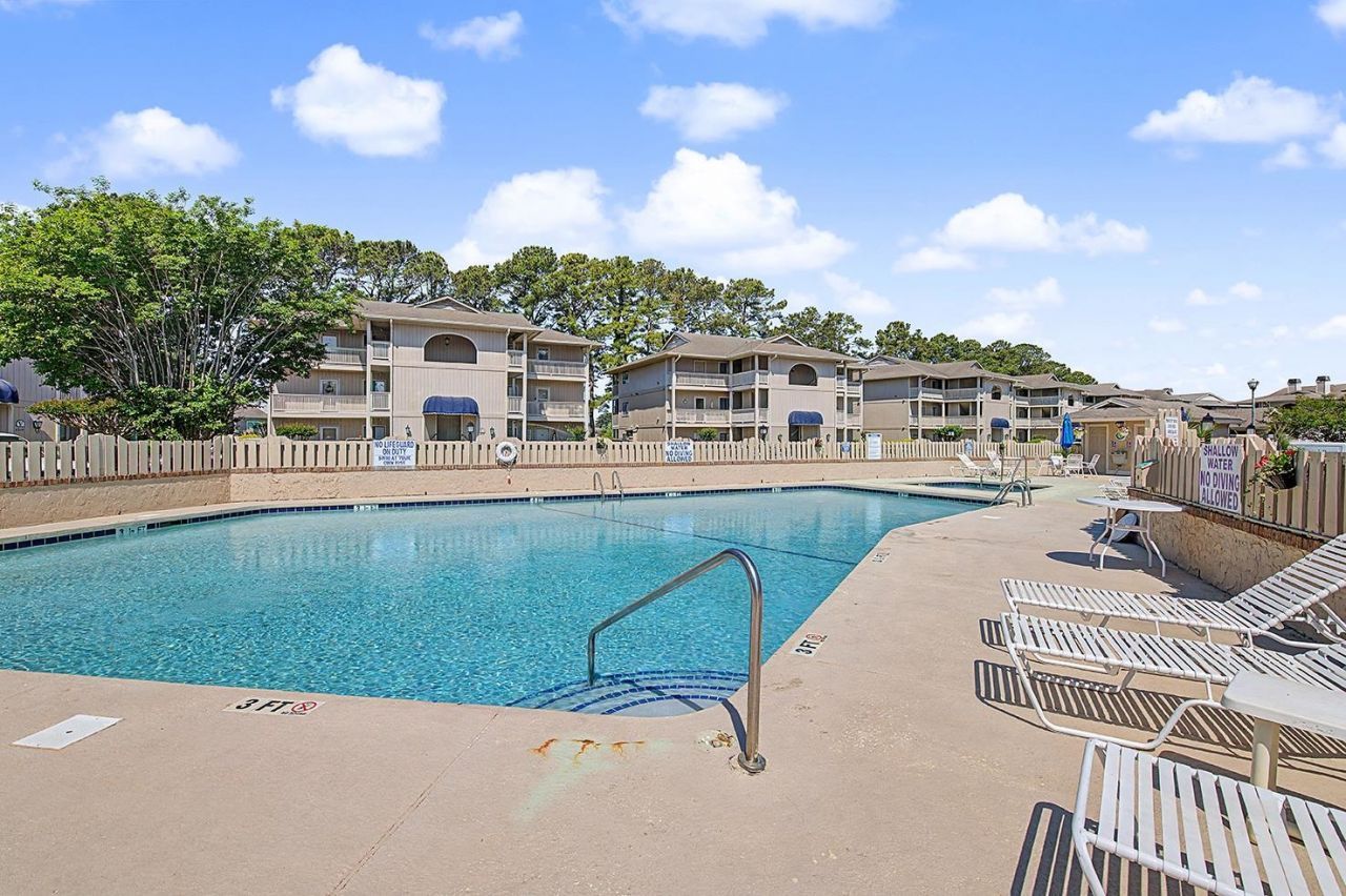 4230 Pinehurst Circle Photo 26