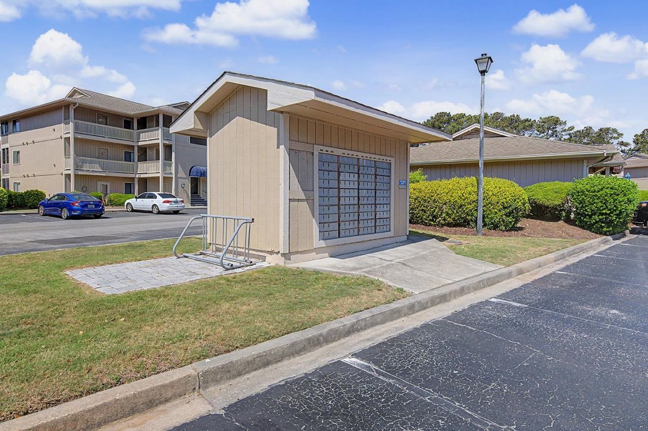 4230 Pinehurst Circle Photo 28