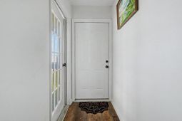 4230 Pinehurst Circle photo 4