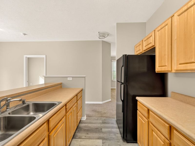 915 Shiredale Drive, Florence, KY 41042 Photo 11