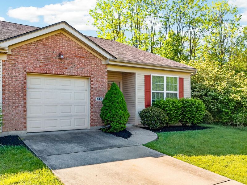 915 Shiredale Drive, Florence, KY 41042 Photo 2