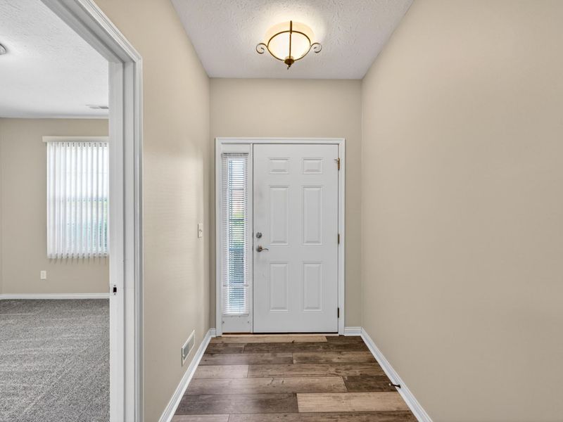 915 Shiredale Drive, Florence, KY 41042 Photo 8