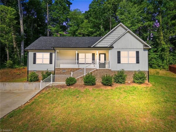 1592 Brookdale Drive, Asheboro, NC 27205