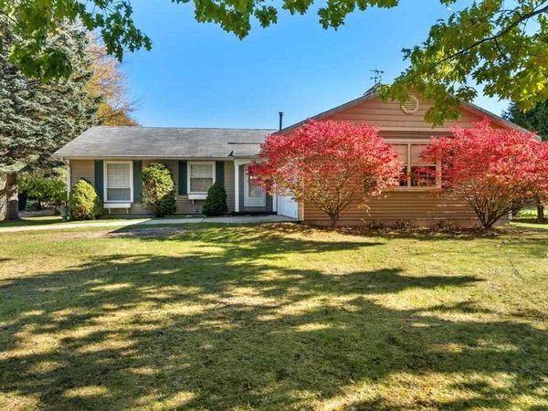 1002 St. Johns Drive, Charlevoix, MI 49720