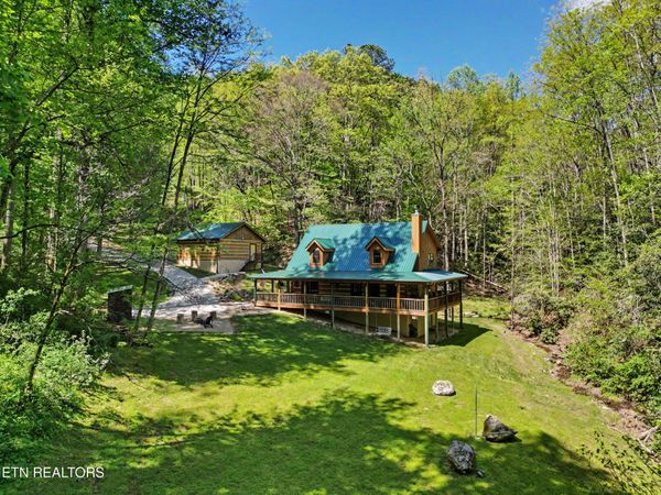 1053 Big Buck Tr, Townsend, TN 37882