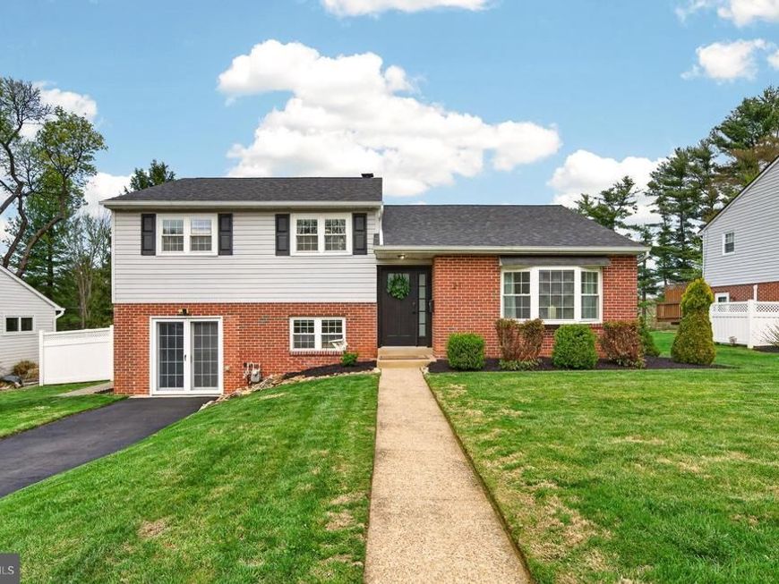 21 Red Oak Road, Oreland, PA 19075 Main Photo