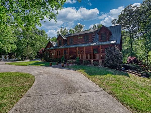 393 Edwards Road , Oxford, GA 30054