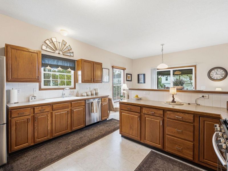 280 Seatrain Drive, Delaware, OH 43015 Photo 18