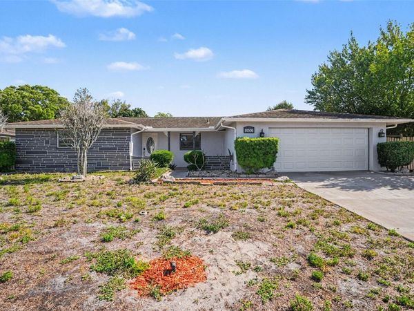 8006 MIMOSA DRIVE , PORT RICHEY, FL 34668