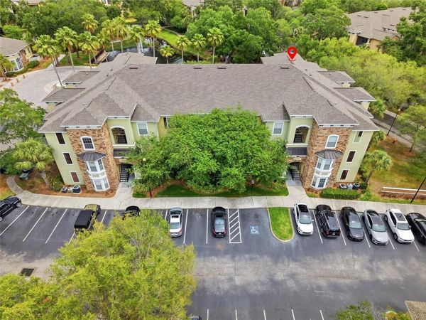 9916 COURTNEY PALMS BOULEVARD , Unit 302, TAMPA, FL 33619