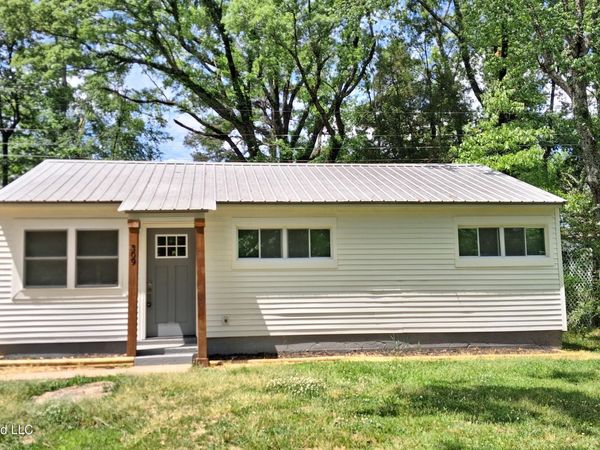 309 Willa Street, Batesville, MS 38606