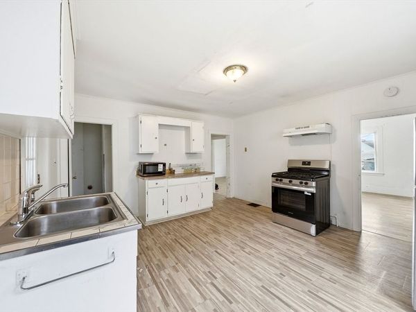 23 Edmund St, Unit 2, Malden, MA 02148