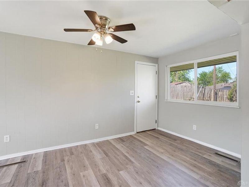 5717 Resik Drive, Huber Heights, OH 45424 Photo 16