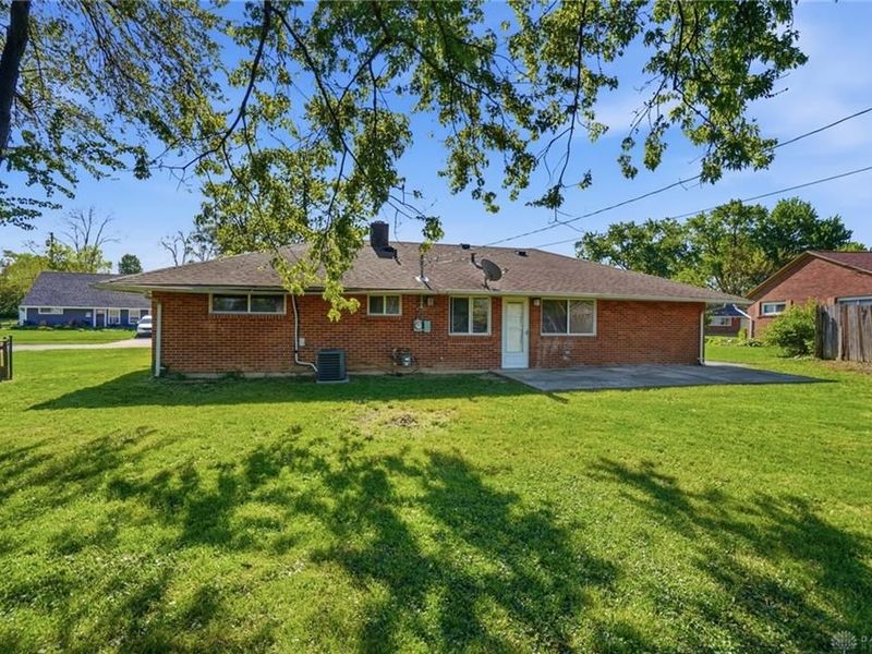 5717 Resik Drive, Huber Heights, OH 45424 Photo 33