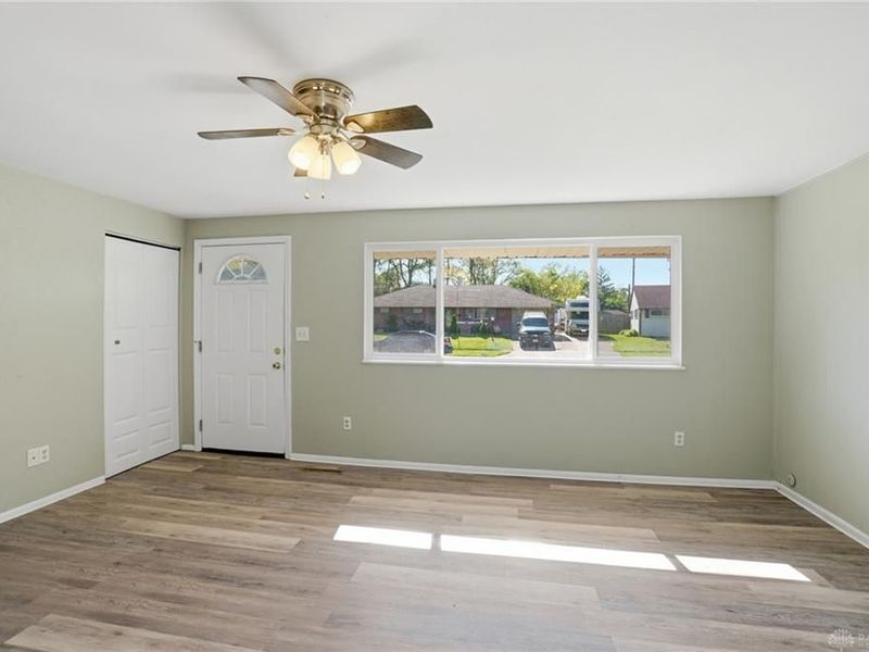 5717 Resik Drive, Huber Heights, OH 45424 Photo 4