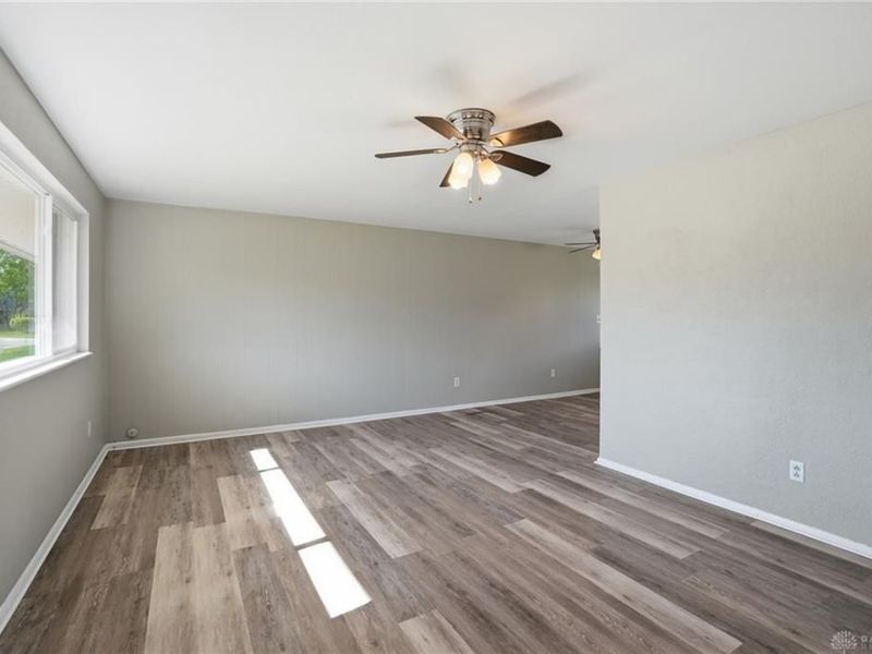 5717 Resik Drive, Huber Heights, OH 45424 Photo 6