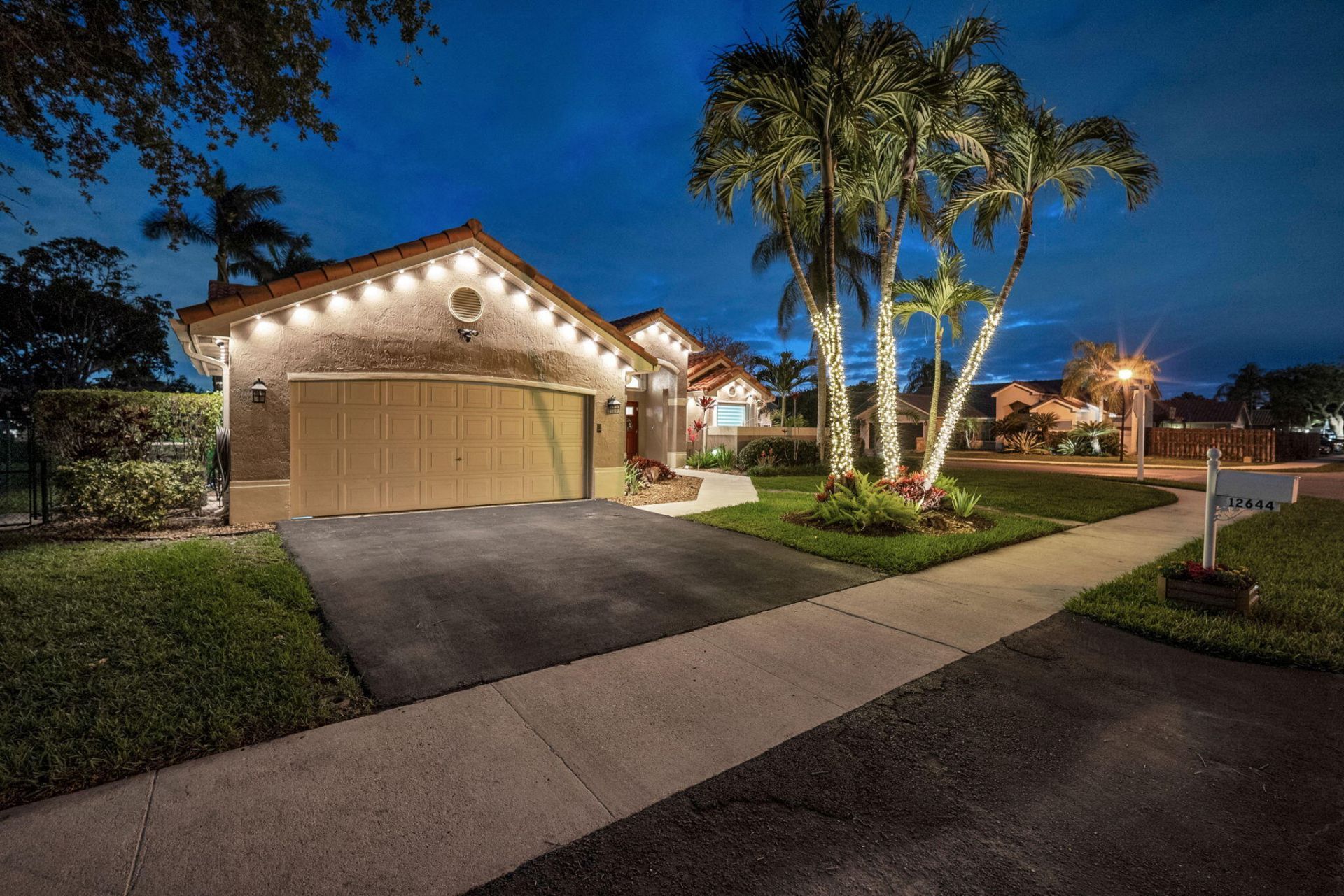12644 SW 8th Court, Davie, FL 33325 Photo
