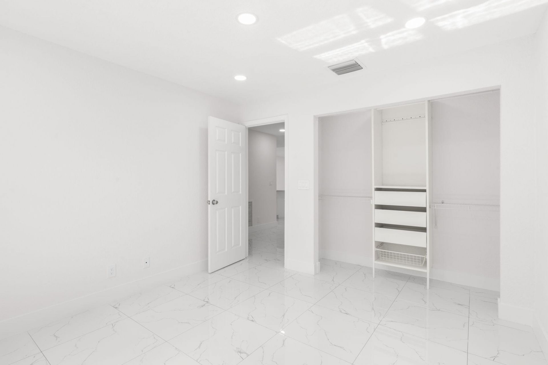 6702 N Pine Island Road, Unit 6702, Tamarac, FL 33321 Photo