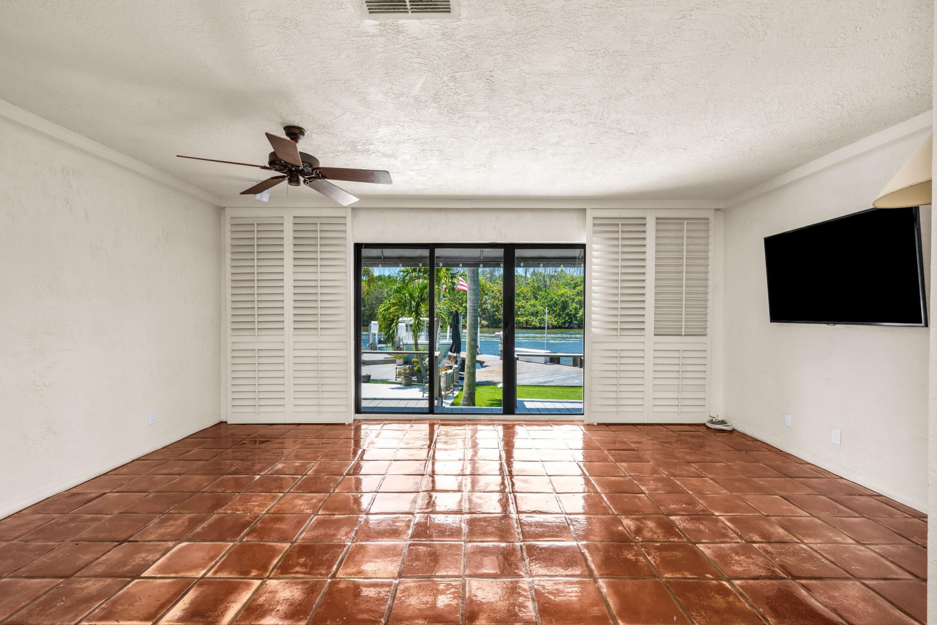 641 NE 19th Avenue, Deerfield Beach, FL 33441 Photo