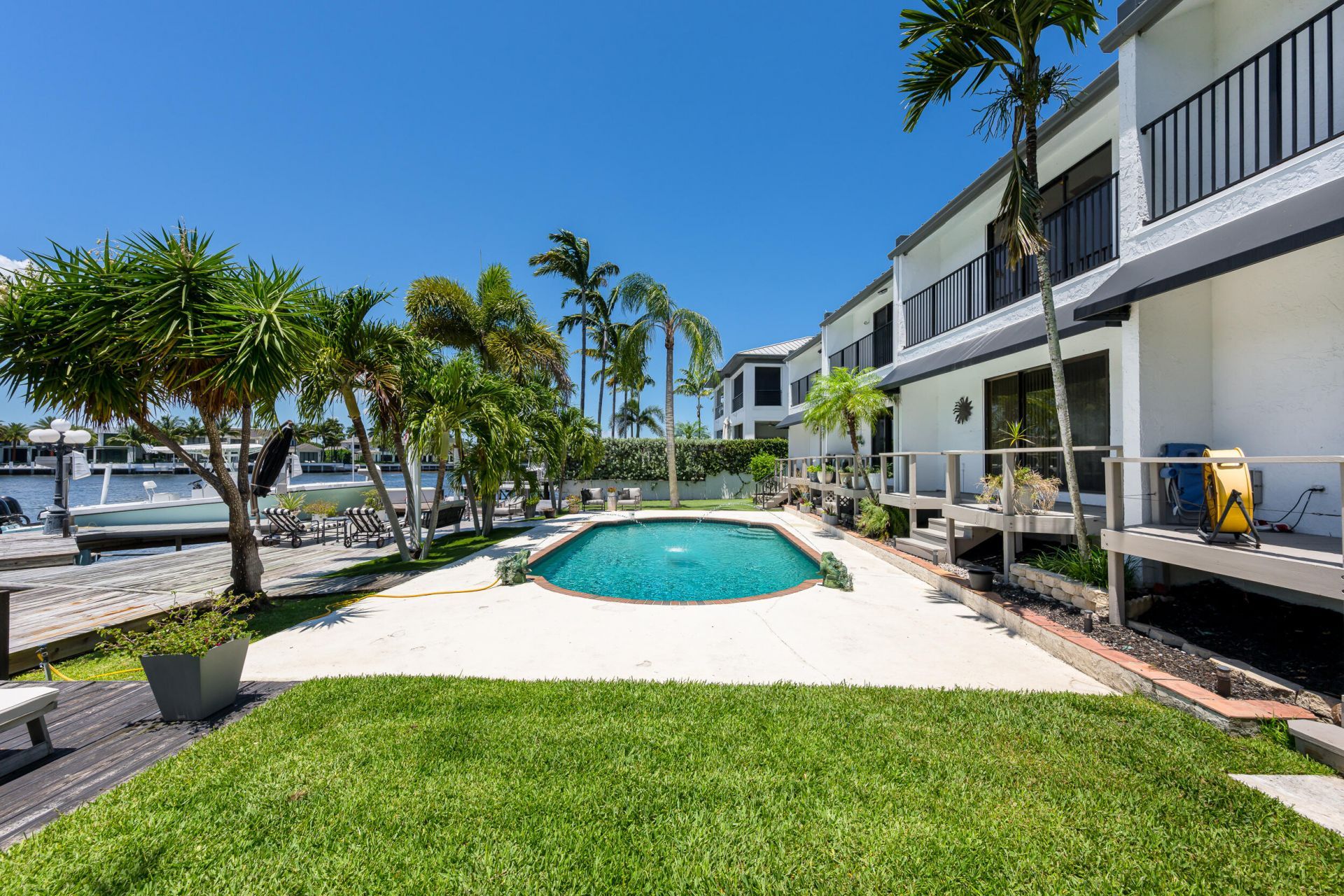 641 NE 19th Avenue, Deerfield Beach, FL 33441 Photo