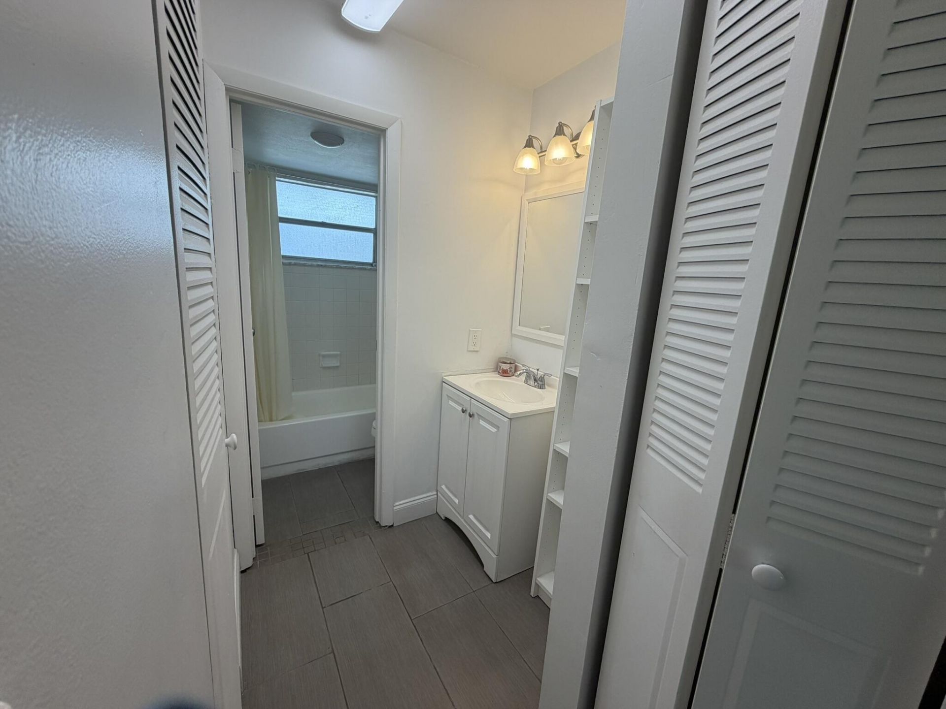 8105 NW 61 Street, Unit A306, Tamarac, FL 33321 Photo