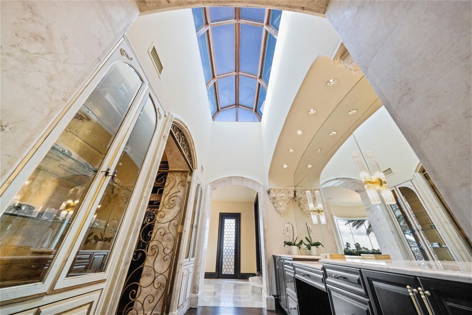 1 Isla Bahia Drive, Fort Lauderdale, FL 33316 Photo