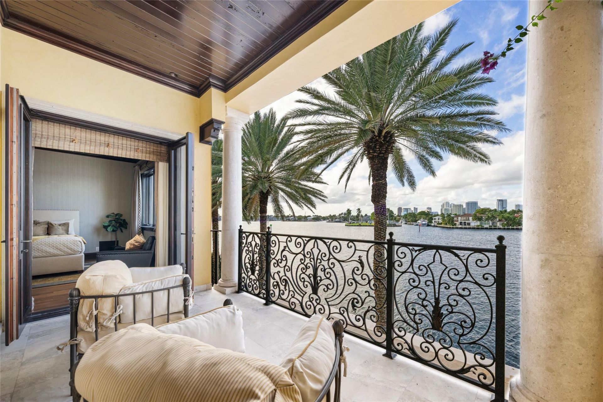 1 Isla Bahia Drive, Fort Lauderdale, FL 33316 Photo