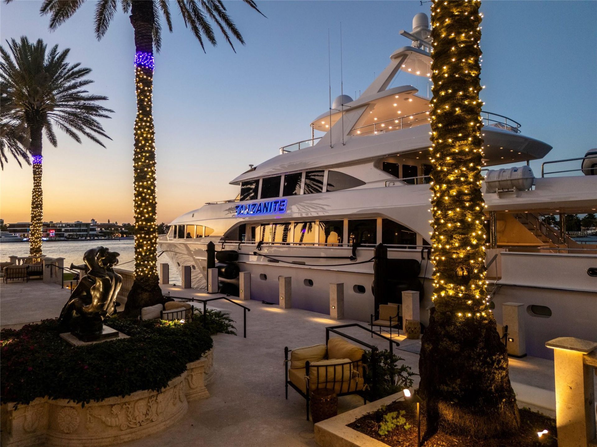 1 Isla Bahia Drive, Fort Lauderdale, FL 33316 Photo