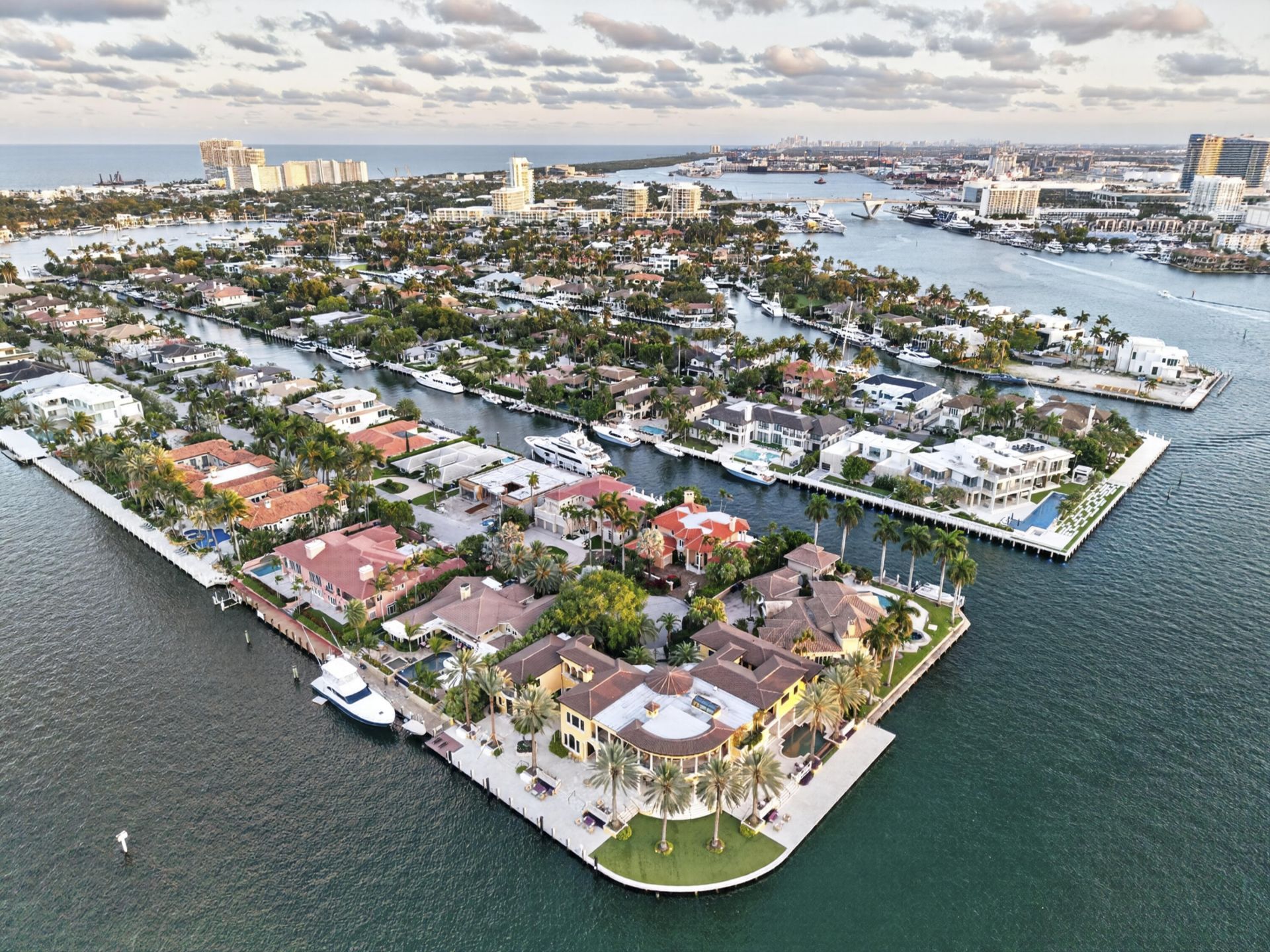 1 Isla Bahia Drive, Fort Lauderdale, FL 33316 Photo