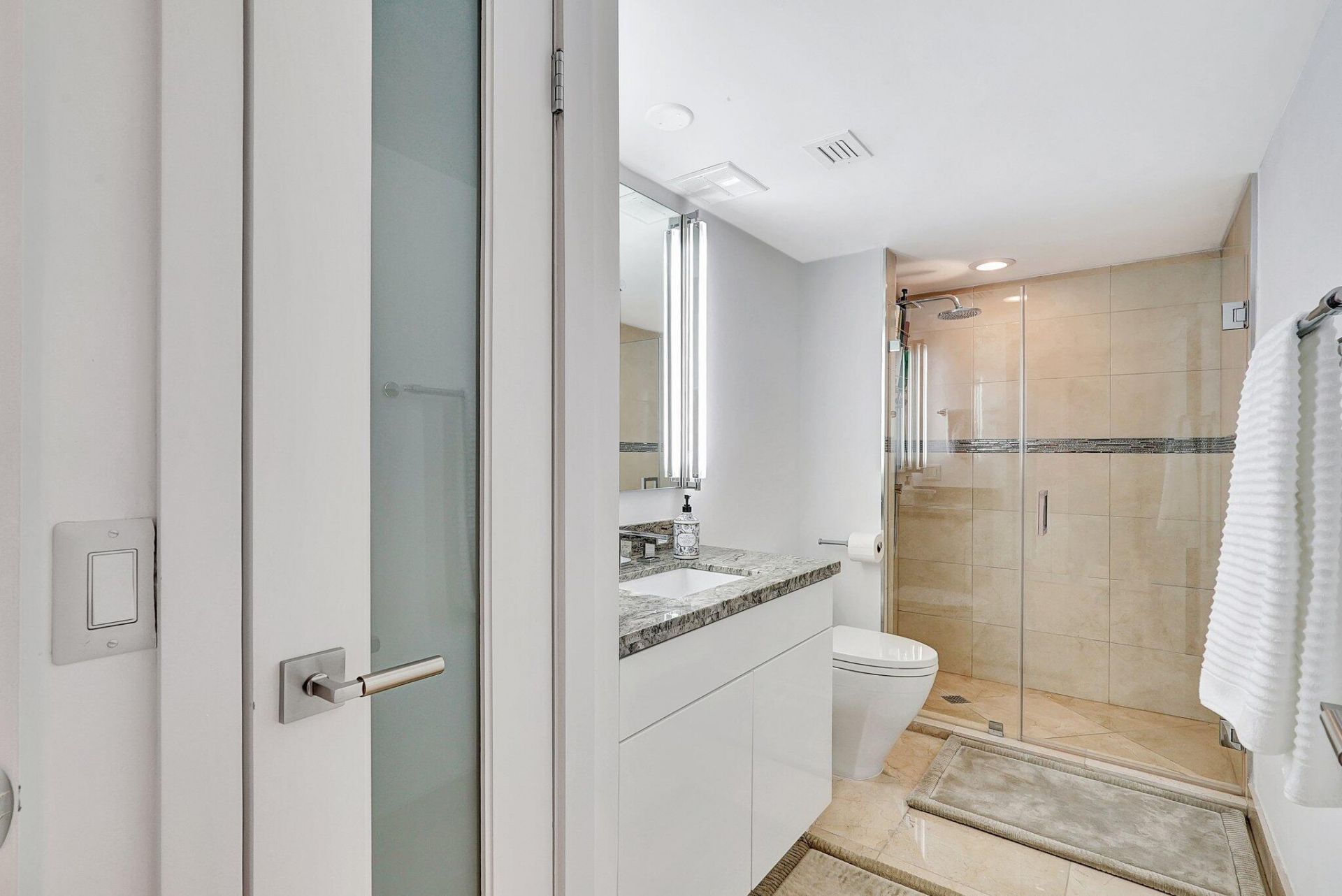 16400 Collins Avenue, Unit 641, Sunny Isles Beach, FL 33160 Photo