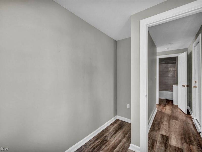 6900 Lawn Avenue, Cleveland, OH 44102 Photo 20