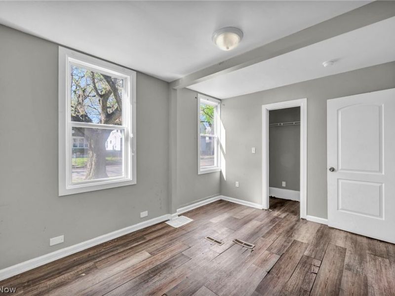 6900 Lawn Avenue, Cleveland, OH 44102 Photo 24