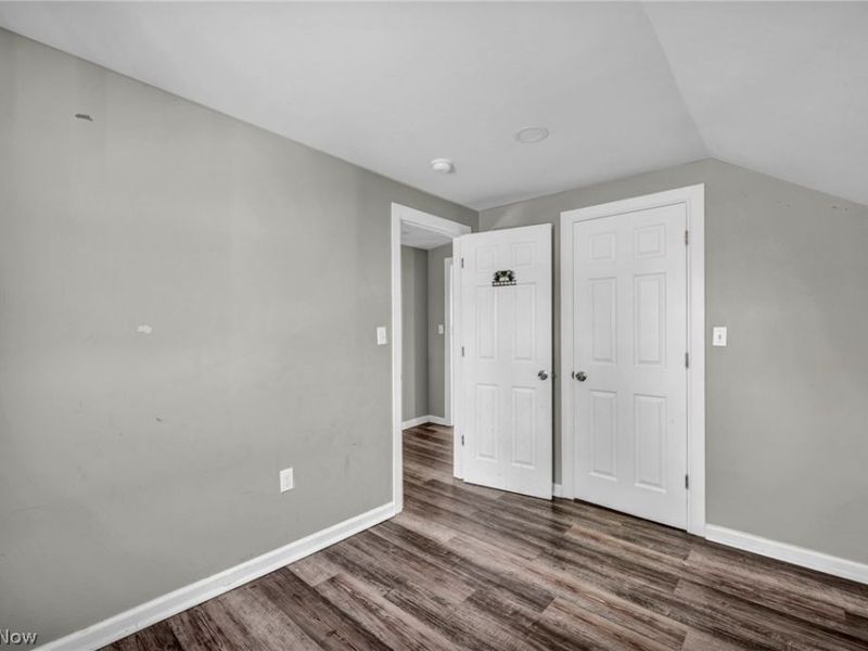 6900 Lawn Avenue, Cleveland, OH 44102 Photo 29