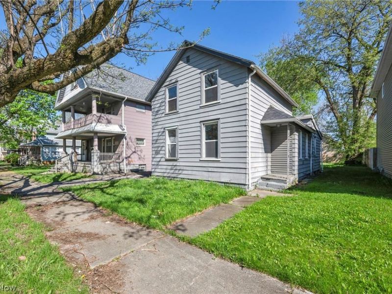 6900 Lawn Avenue, Cleveland, OH 44102 Photo 3