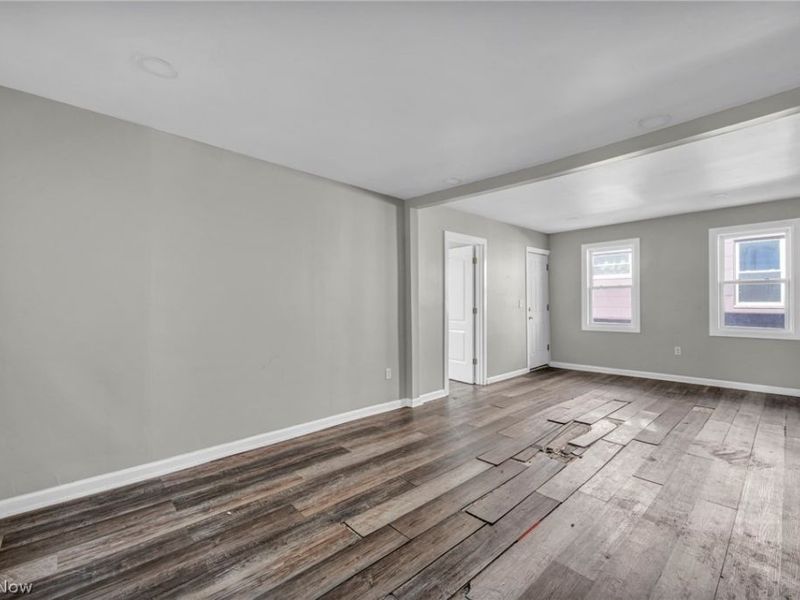 6900 Lawn Avenue, Cleveland, OH 44102 Photo 6