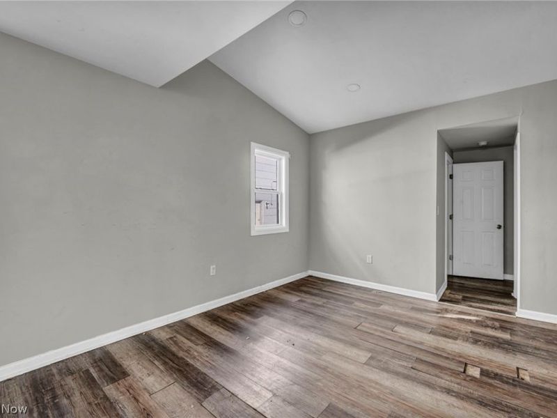 6900 Lawn Avenue, Cleveland, OH 44102 Photo 8