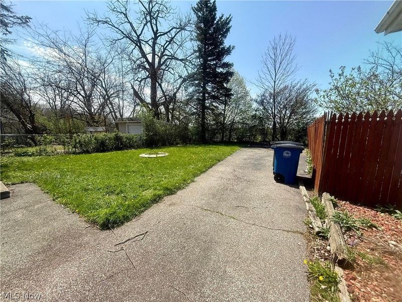 4816 E 173rd Street, Cleveland, OH 44128 Photo 5